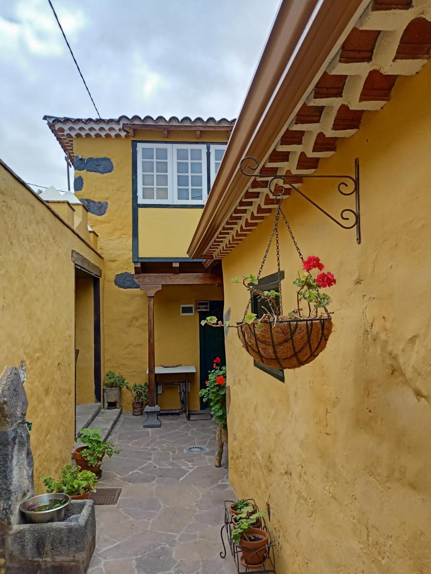 Casa Rural La Ganania Лос-Реалехос Номер фото